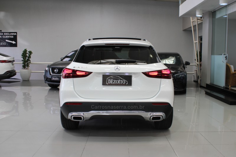 GLA 200 1.3 CGI PROGRESSIVE 16V TURBO HÍBRIDO 4P AUTOMÁTICO - 2026 - CAXIAS DO SUL