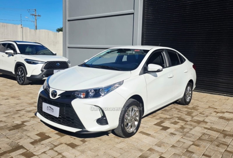 YARIS 1.5 XS SEDAN 16V FLEX 4P AUTOMÁTICO - 2025 - LAJEADO
