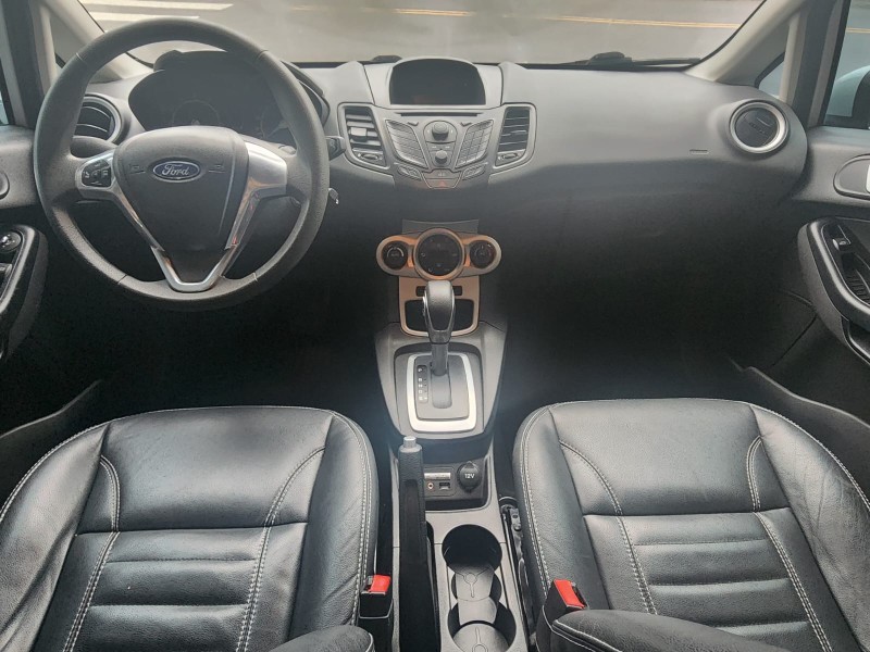 FIESTA 1.6 TITANIUM HATCH 16V FLEX 4P AUTOMÁTICO - 2014 - CAXIAS DO SUL