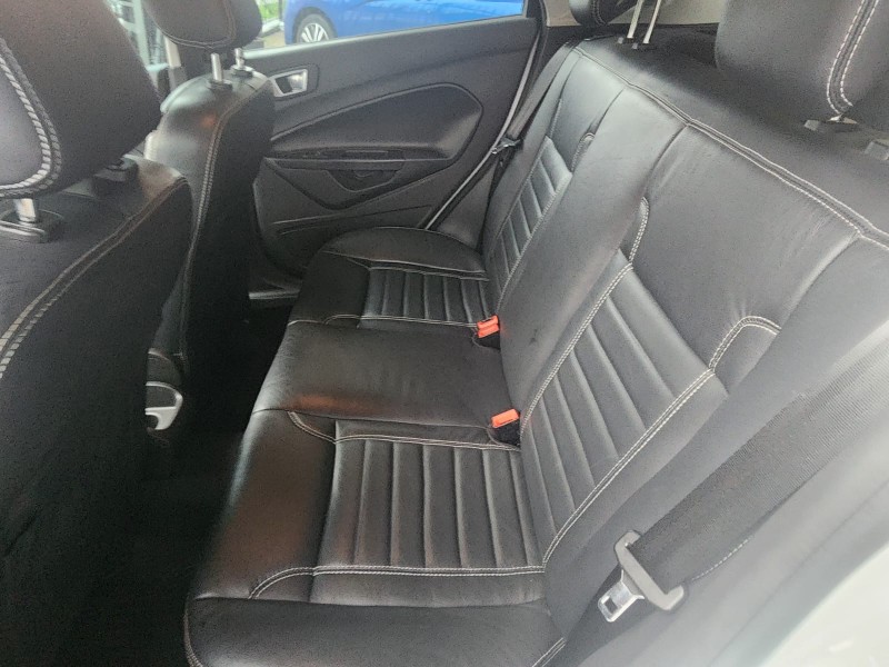 FIESTA 1.6 TITANIUM HATCH 16V FLEX 4P AUTOMÁTICO - 2014 - CAXIAS DO SUL