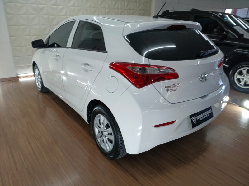 HB20 1.6 COMFORT PLUS 16V FLEX 4P MANUAL - 2014 - CAXIAS DO SUL