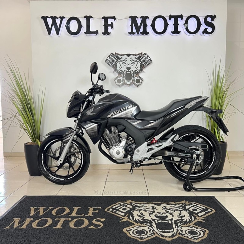 cb 250f twister abs 2022 caxias do sul