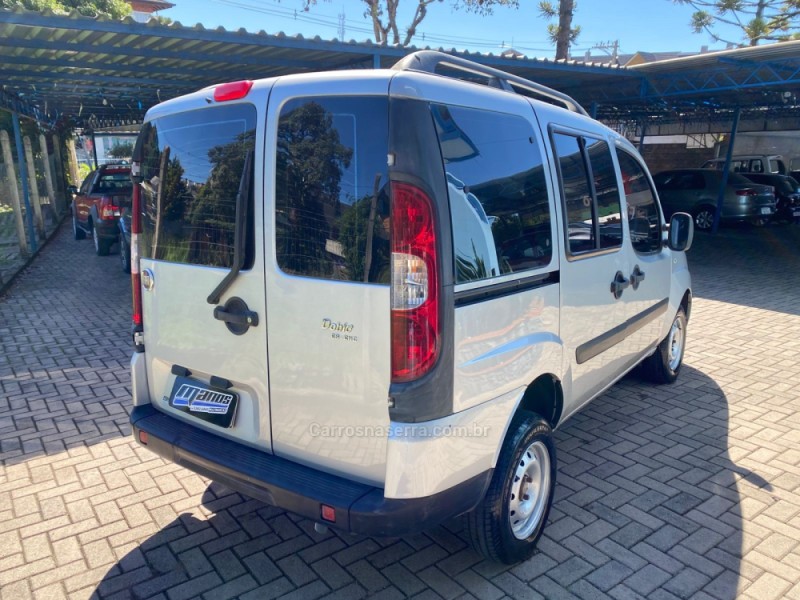 DOBLÓ 1.8 MPI ESSENCE 16V FLEX 7P MANUAL - 2013 - CANELA