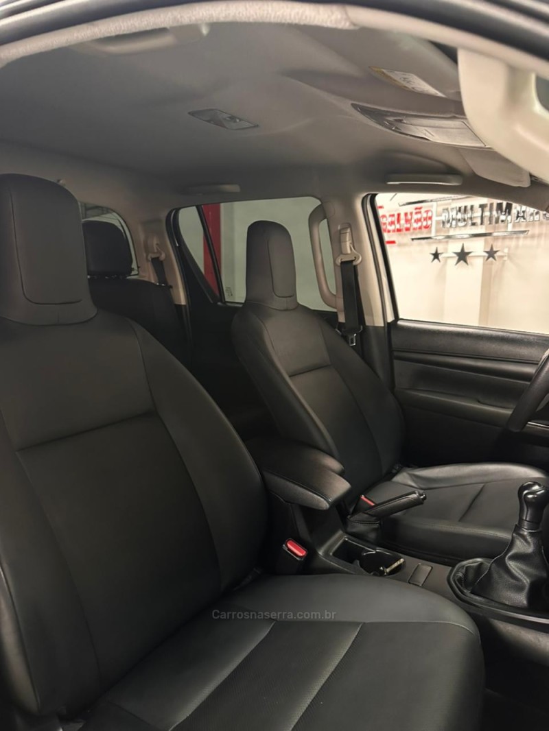 HILUX 2.8 4X4 CD 8V DIESEL 4P MANUAL - 2021 - CAXIAS DO SUL