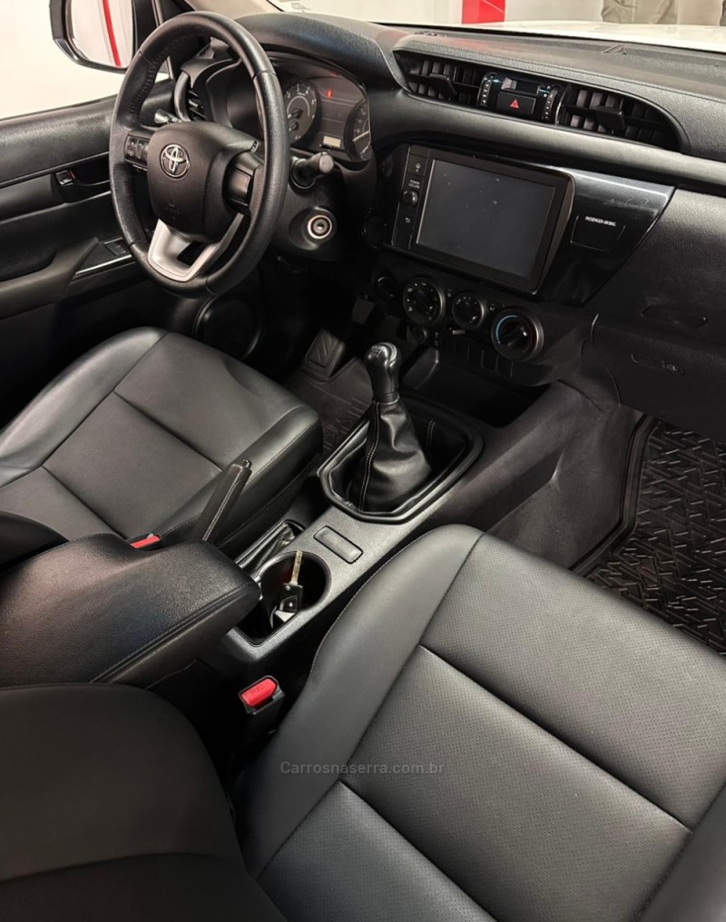 HILUX 2.8 4X4 CD 8V DIESEL 4P MANUAL - 2021 - CAXIAS DO SUL