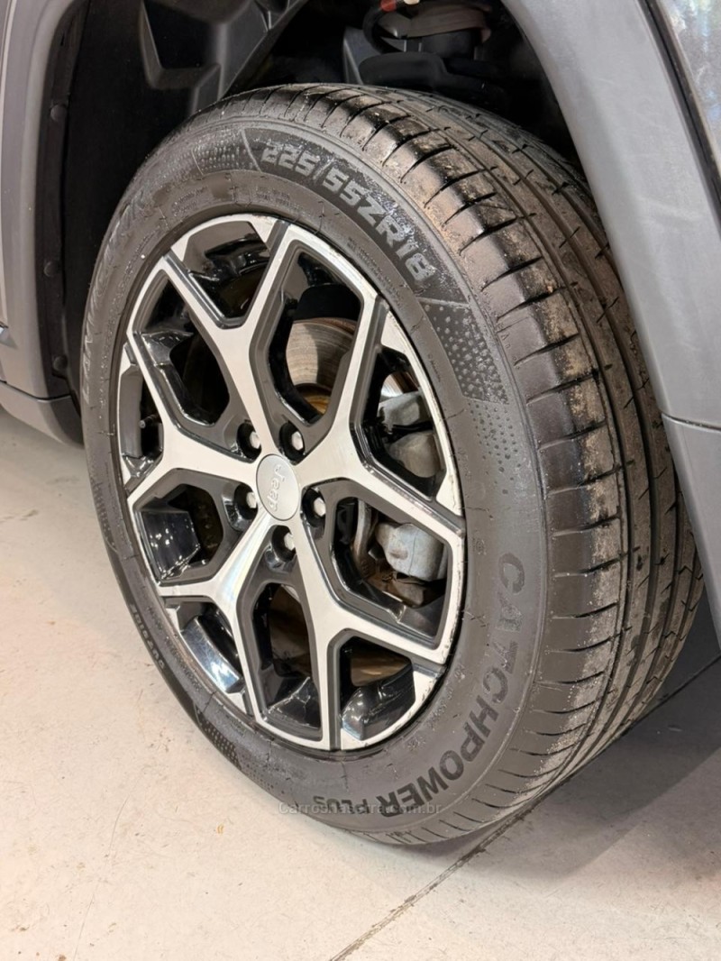 COMPASS 1.3 LONGITUDE T270 16V TURBO FLEX 4P AUTOMÁTICO - 2025 - CAXIAS DO SUL