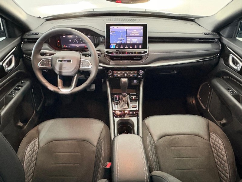 COMPASS 2.0 BLACKHAWK 4 TURBO GASOLINA 4P AUTOMÁTICO - 2025 - FARROUPILHA
