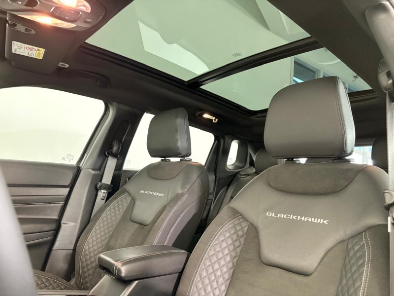 COMPASS 2.0 BLACKHAWK 4 TURBO GASOLINA 4P AUTOMÁTICO - 2025 - FARROUPILHA