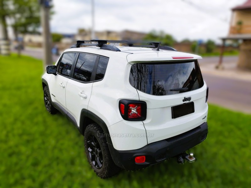 RENEGADE 1.8 16V FLEX LONGITUDE 4P AUTOMÁTICO - 2016 - NOVO HAMBURGO