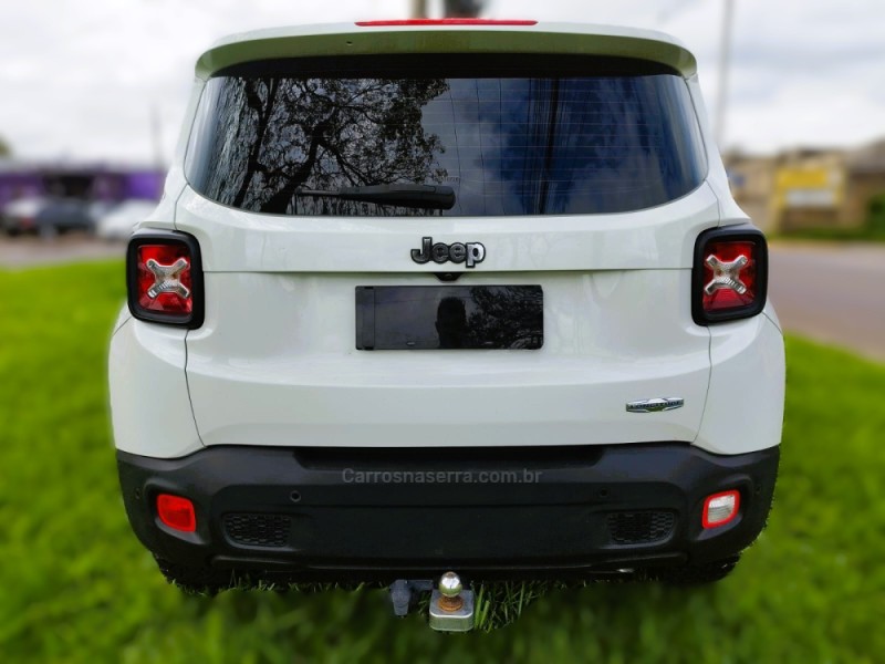 RENEGADE 1.8 16V FLEX LONGITUDE 4P AUTOMÁTICO - 2016 - NOVO HAMBURGO