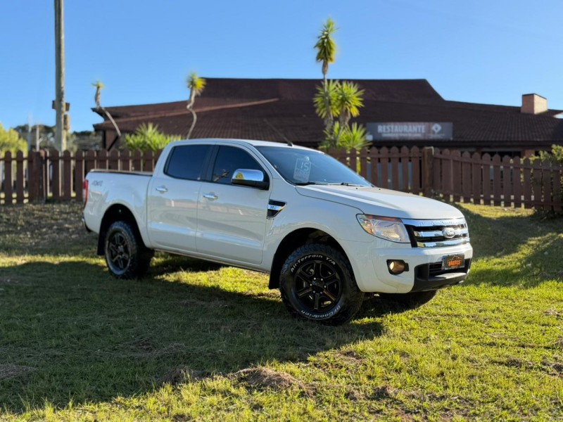 RANGER 3.2 XLT 4X4 CD 20V DIESEL 4P AUTOMÁTICO - 2015 - LAGOA VERMELHA