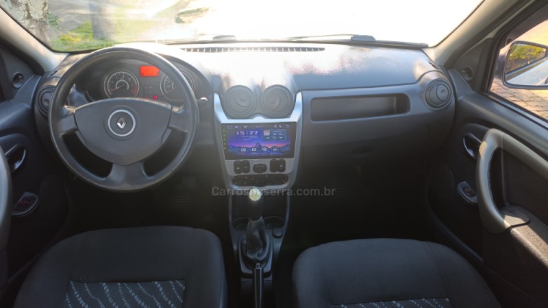 LOGAN 1.0 AUTHENTIQUE 12V FLEX 4P MANUAL - 2011 - CAXIAS DO SUL