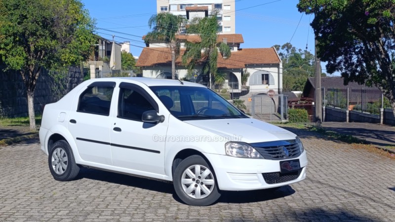 LOGAN 1.0 AUTHENTIQUE 12V FLEX 4P MANUAL - 2011 - CAXIAS DO SUL
