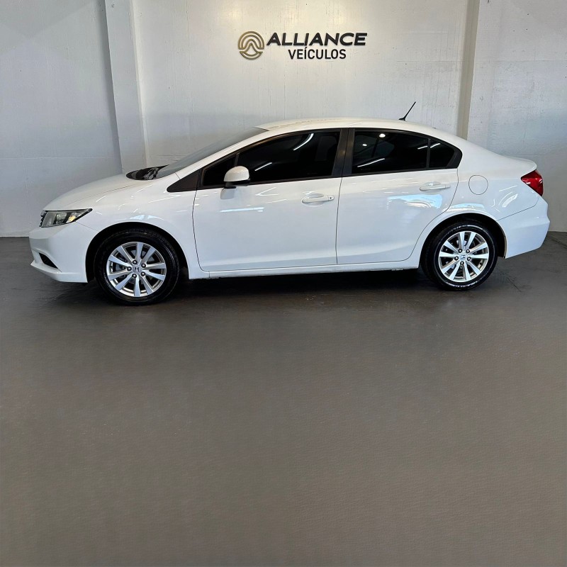 CIVIC 1.8 LXS 16V FLEX 4P MANUAL - 2014 - CAXIAS DO SUL