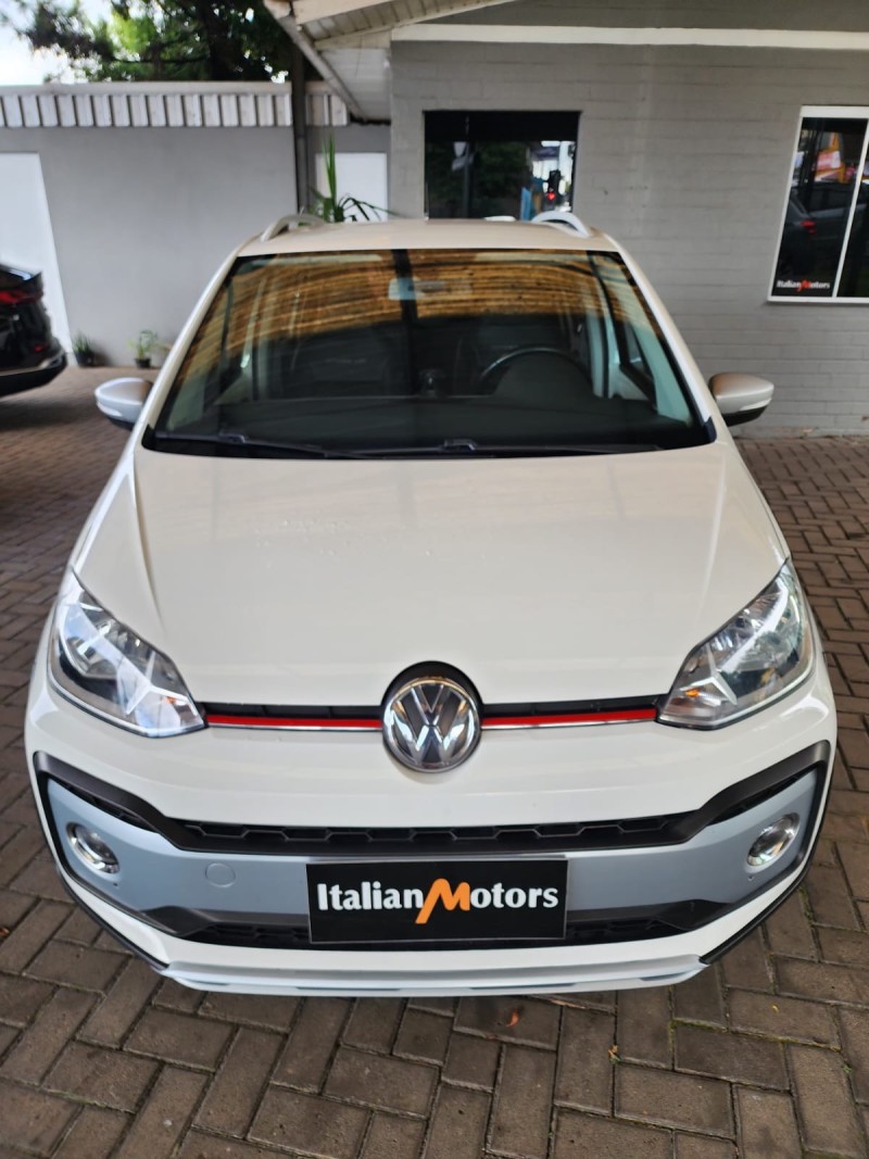 UP 1.0 TSI CROSS 12V FLEX 4P MANUAL - 2018 - CAXIAS DO SUL
