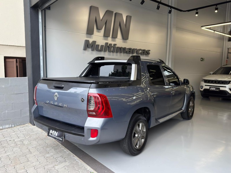 OROCH 1.6 16V DYNAMIQUE FLEX 4P MANUAL - 2016 - BENTO GONçALVES