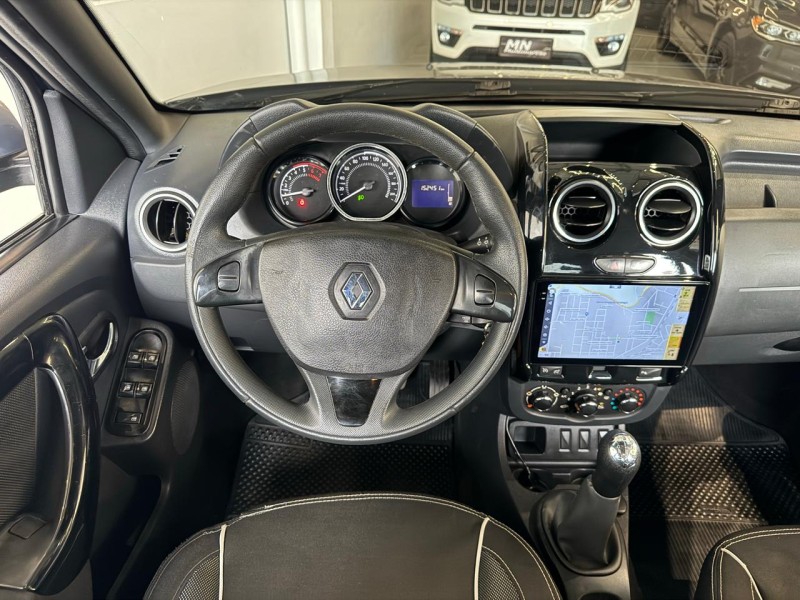 OROCH 1.6 16V DYNAMIQUE FLEX 4P MANUAL - 2016 - BENTO GONçALVES