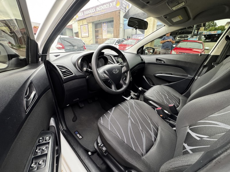 HB20 1.0 COMFORT 12V FLEX 4P MANUAL - 2014 - DOIS IRMãOS