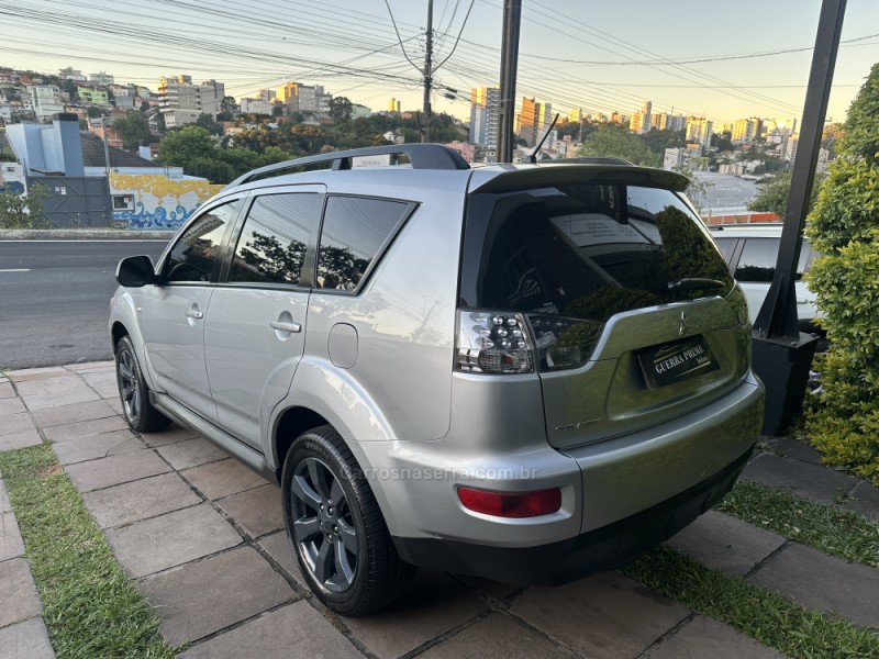 OUTLANDER 2.0 16V GASOLINA 4P AUTOMÁTICO - 2013 - CAXIAS DO SUL