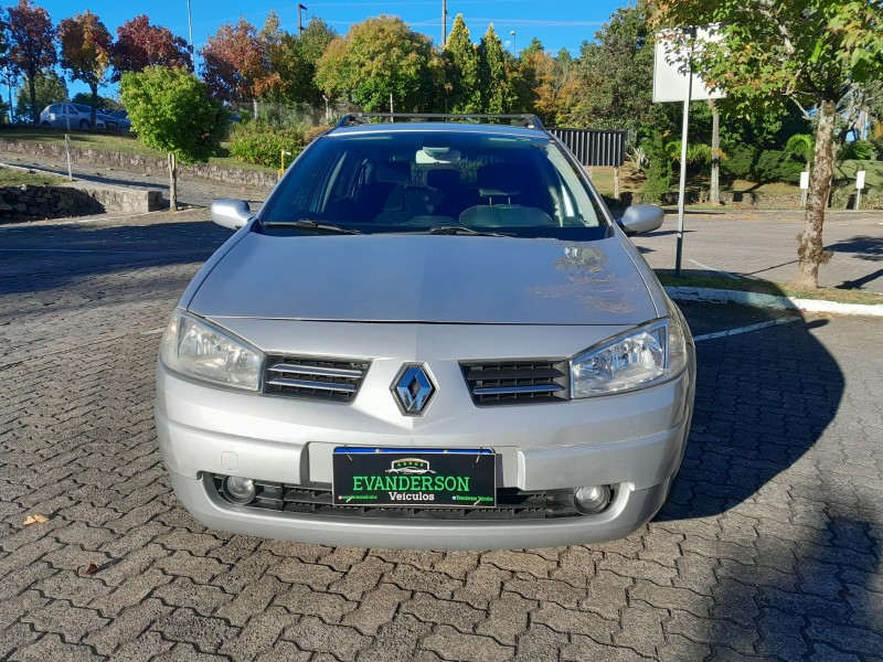 MÉGANE 1.6 DYNAMIQUE GRAND TOUR 16V FLEX 4P MANUAL - 2013 - CAXIAS DO SUL