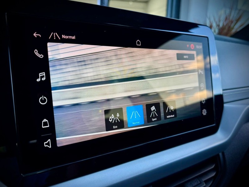 T-CROSS 1.0 COMFORTLINE TSI FLEX 4P AUTOMÁTICO - 2025 - LAJEADO