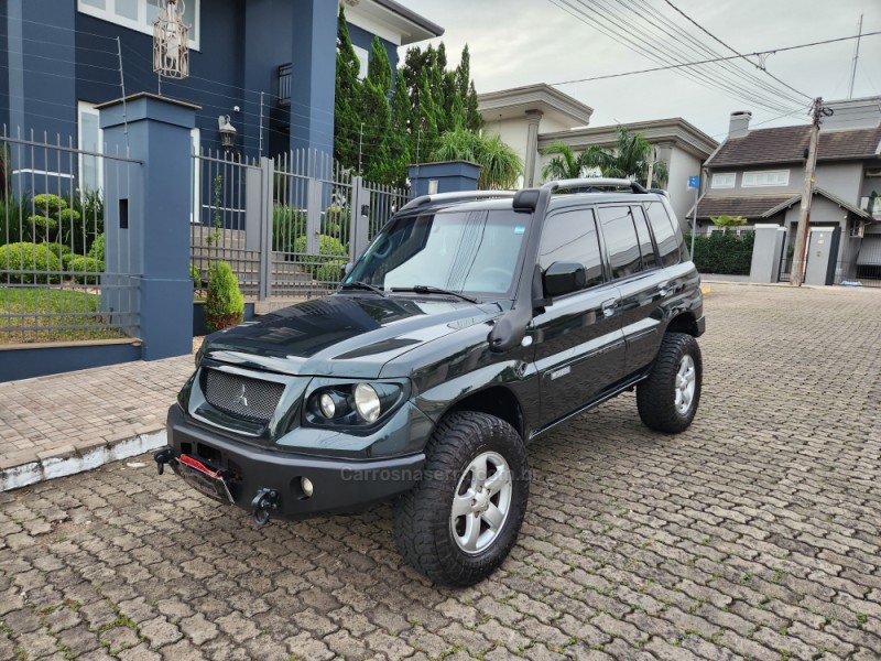 pajero tr4 2.0 4x4 16v 133cv flex 4p manual 2009 montenegro