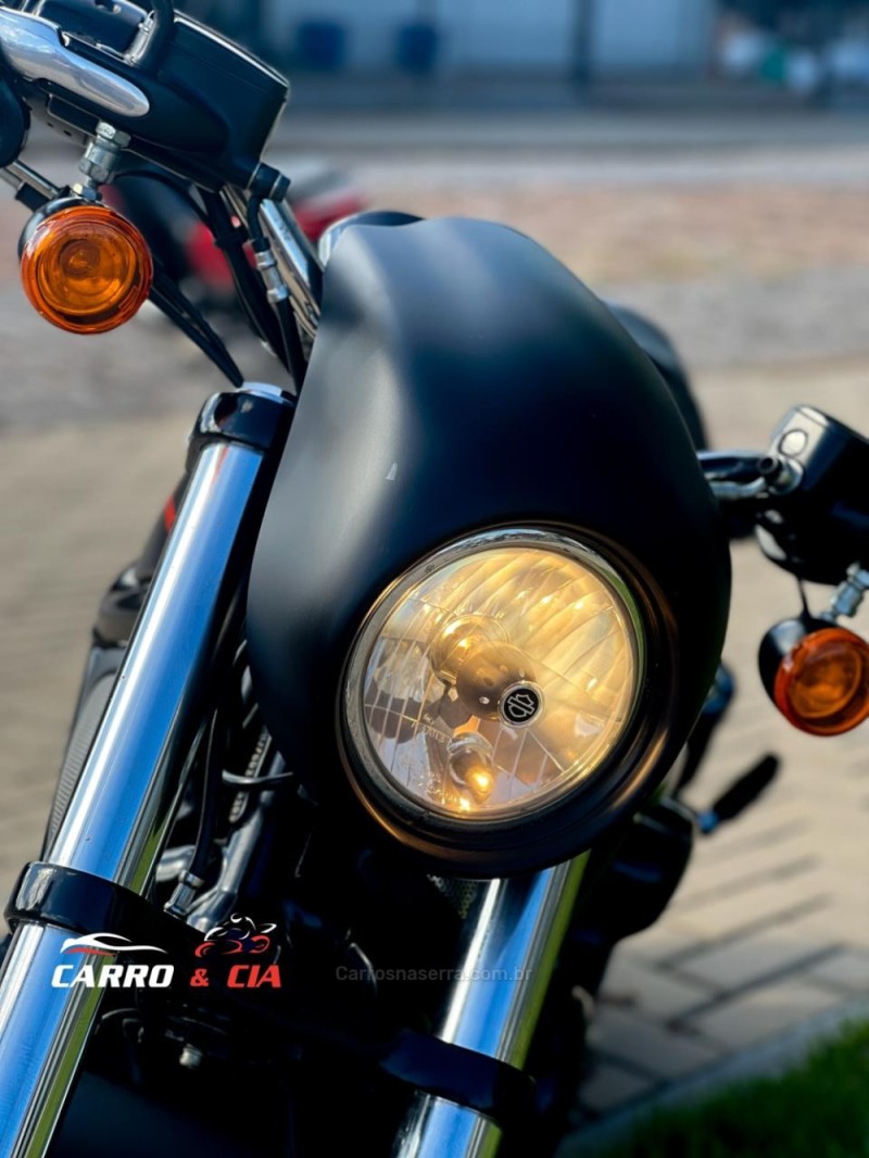 V-ROD  - 2011 - SANTA CRUZ DO SUL