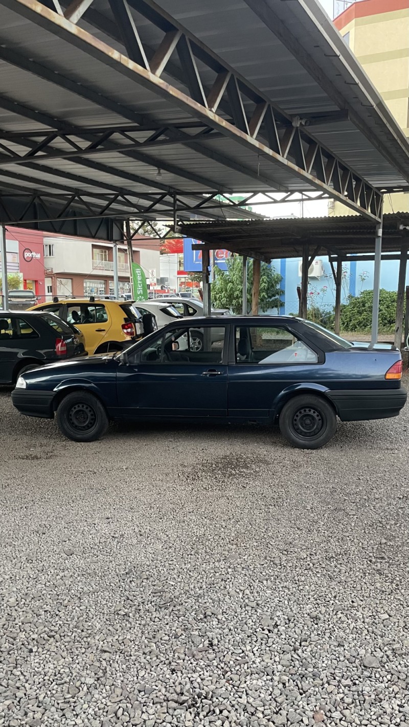 VERSAILLES 1.8 GL 8V GASOLINA 2P MANUAL - 1992 - TAPEJARA