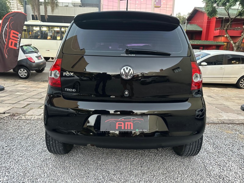 FOX 1.0 MI 8V FLEX 4P MANUAL - 2009 - CAXIAS DO SUL