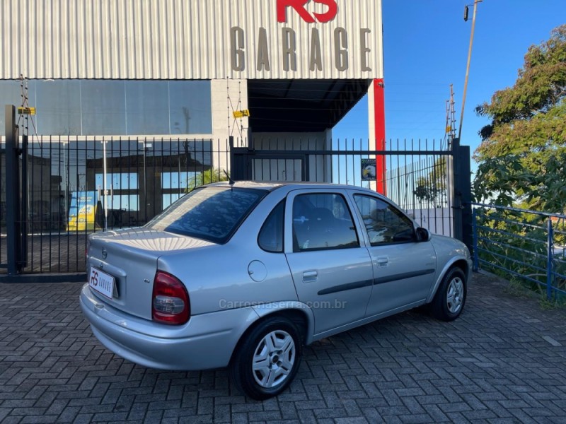 CORSA 1.6 MPFI CLASSIC SEDAN 8V GASOLINA 4P MANUAL - 2005 - NOVO HAMBURGO