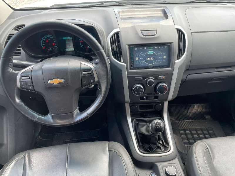 S10 2.8 LS 4X4 CD 16V TURBO DIESEL 4P MANUAL - 2014 - CAXIAS DO SUL