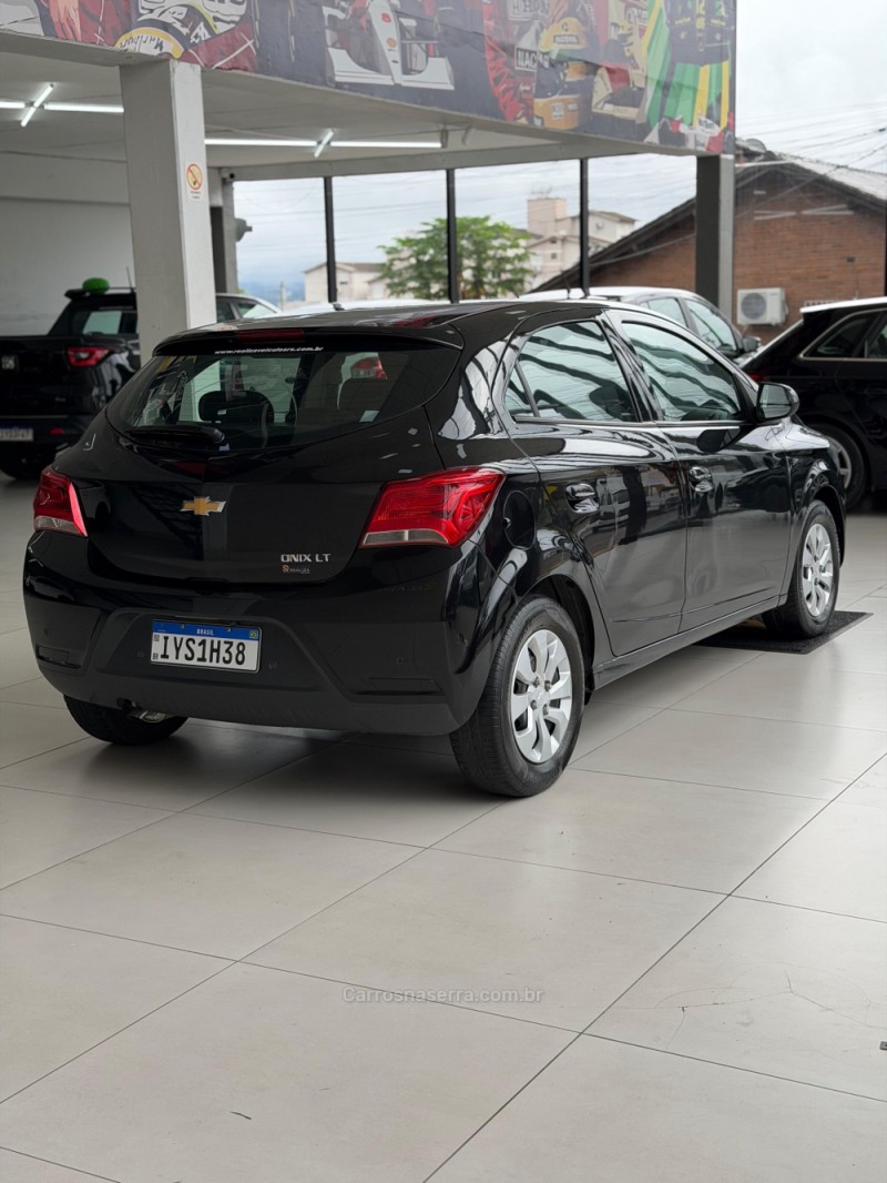 ONIX 1.0 LT 12V FLEX 4P MANUAL - 2019 - SANTA CRUZ DO SUL