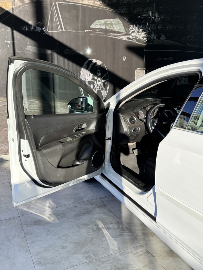 CRUZE 1.8 LTZ SPORT6 16V FLEX 4P AUTOMÁTICO - 2014 - CAXIAS DO SUL