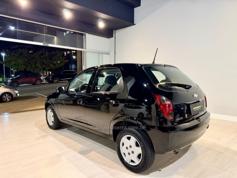 CELTA 1.0 MPFI LT 8V FLEX 4P MANUAL - 2012 - BENTO GONçALVES