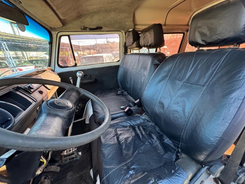 KOMBI 1.4 MI FURGÃO 8V FLEX 3P MANUAL - 2009 - IGREJINHA