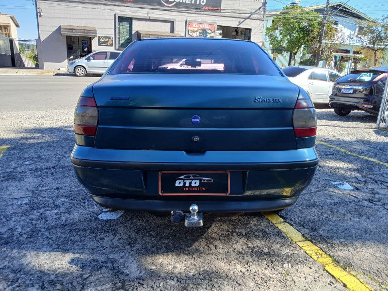 SIENA 1.0 MPI 6M 8V GASOLINA 4P MANUAL - 2000 - FARROUPILHA
