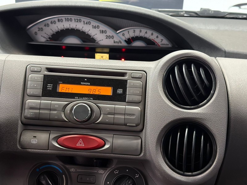 ETIOS 1.3 XS 16V FLEX 4P MANUAL - 2013 - CAXIAS DO SUL