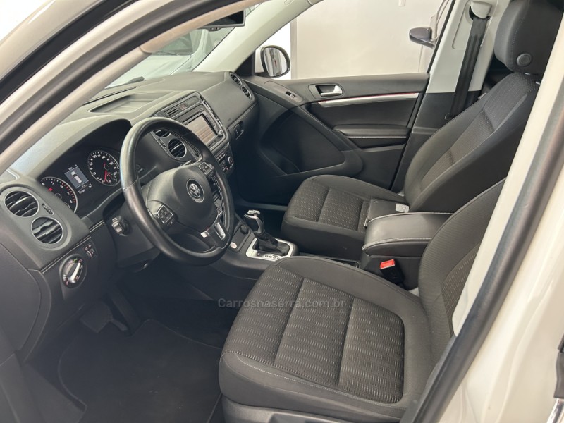 TIGUAN 2.0 TSI 16V TURBO GASOLINA 4P TIPTRONIC - 2014 - NOVA PRATA