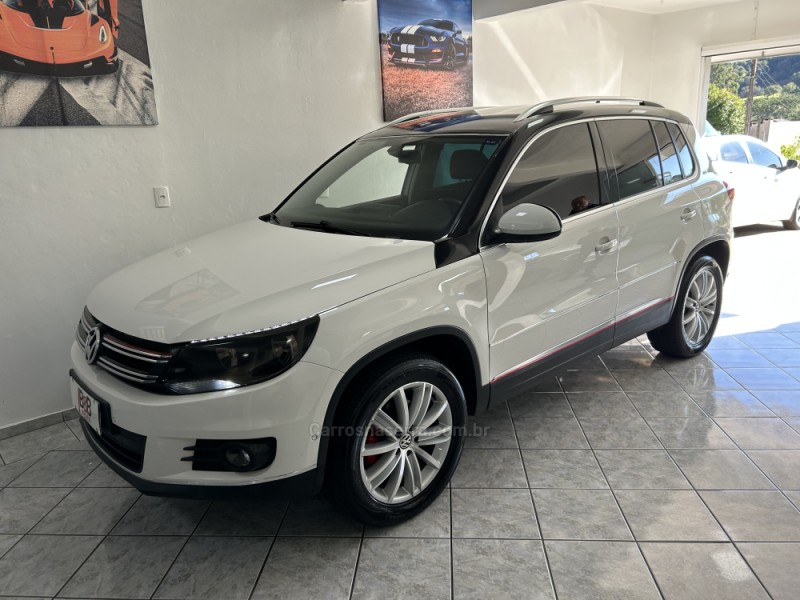 tiguan 2.0 tsi 16v turbo gasolina 4p tiptronic 2014 nova prata