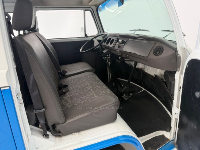 KOMBI 1.6 STD 8V GASOLINA 3P MANUAL - 1995 - CAXIAS DO SUL