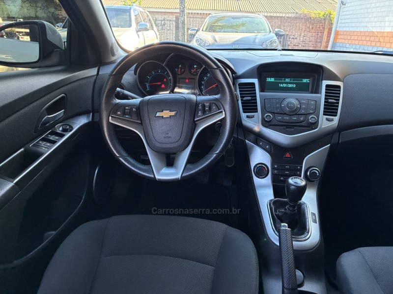 CRUZE 1.8 LT SPORT6 16V FLEX 4P MANUAL - 2014 - VENâNCIO AIRES