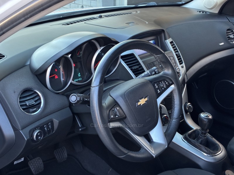 CRUZE 1.8 LT SPORT6 16V FLEX 4P MANUAL - 2014 - VENâNCIO AIRES