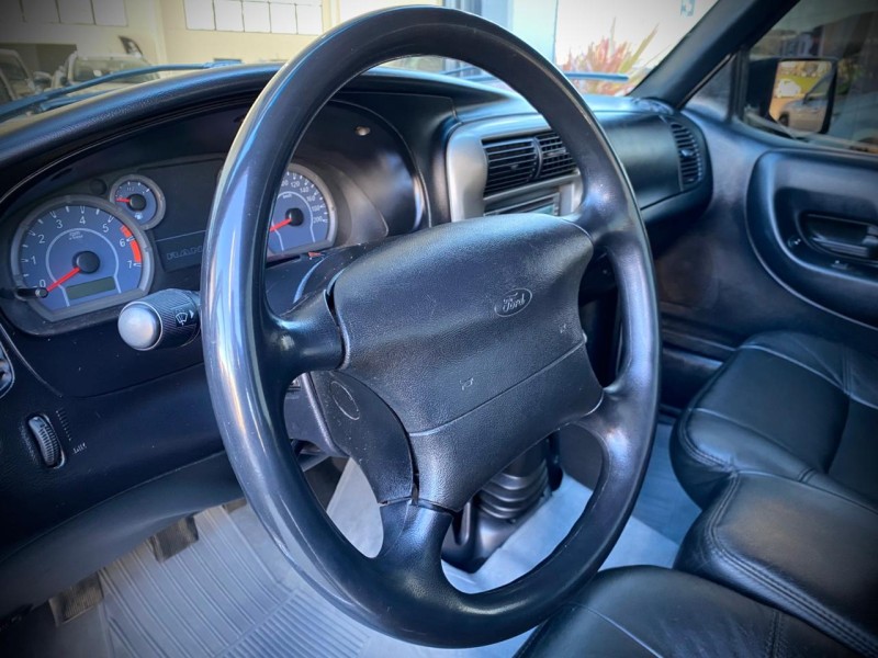 RANGER 2.3 XLS SPORT 16V 4X2 CS GASOLINA 2P MANUAL - 2011 - LAJEADO