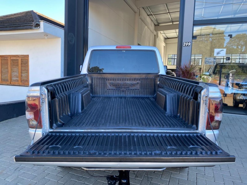 RANGER 2.3 XLS SPORT 16V 4X2 CS GASOLINA 2P MANUAL - 2011 - LAJEADO