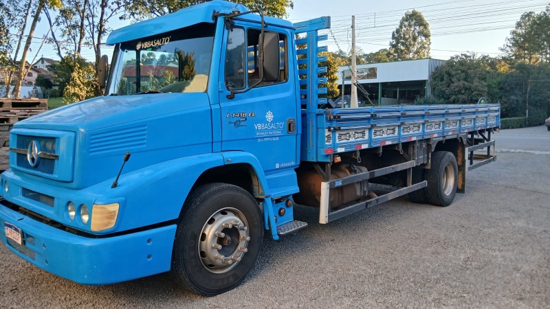 L-1418  - 2001 - CAXIAS DO SUL