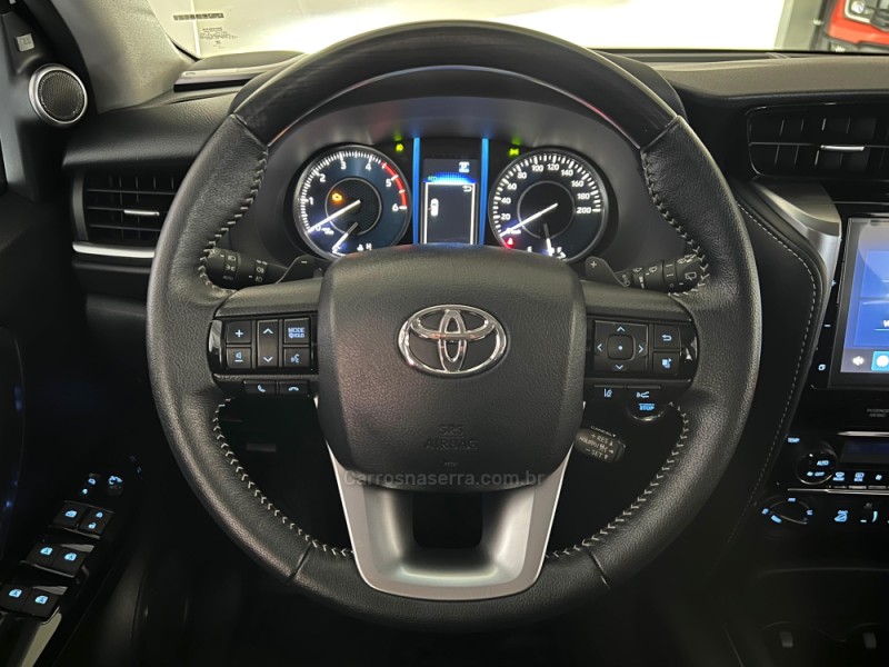 HILUX SW4 2.8 SRX 4X4 7 LUGARES 16V TURBO INTERCOOLER DIESEL 4P AUTOMÁTICO - 2024 - FLORES DA CUNHA