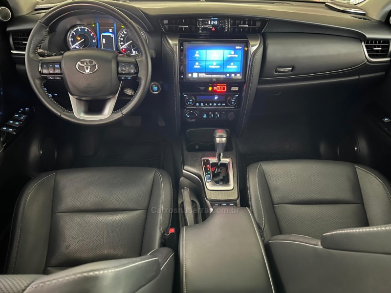 HILUX SW4 2.8 SRX 4X4 7 LUGARES 16V TURBO INTERCOOLER DIESEL 4P AUTOMÁTICO - 2024 - FLORES DA CUNHA