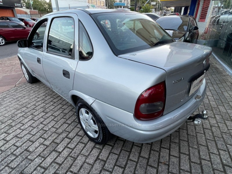 CORSA 1.0 MPFI CLASSIC SEDAN 8V GASOLINA 4P MANUAL - 2003 - CAMPO BOM