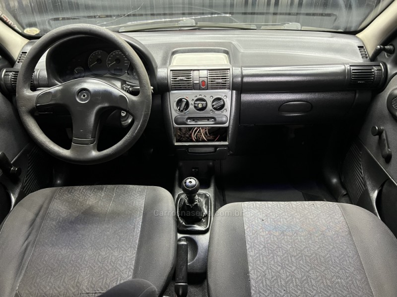 CLASSIC 1.0 MPFI LIFE 8V GASOLINA 4P MANUAL - 2006 - CAXIAS DO SUL