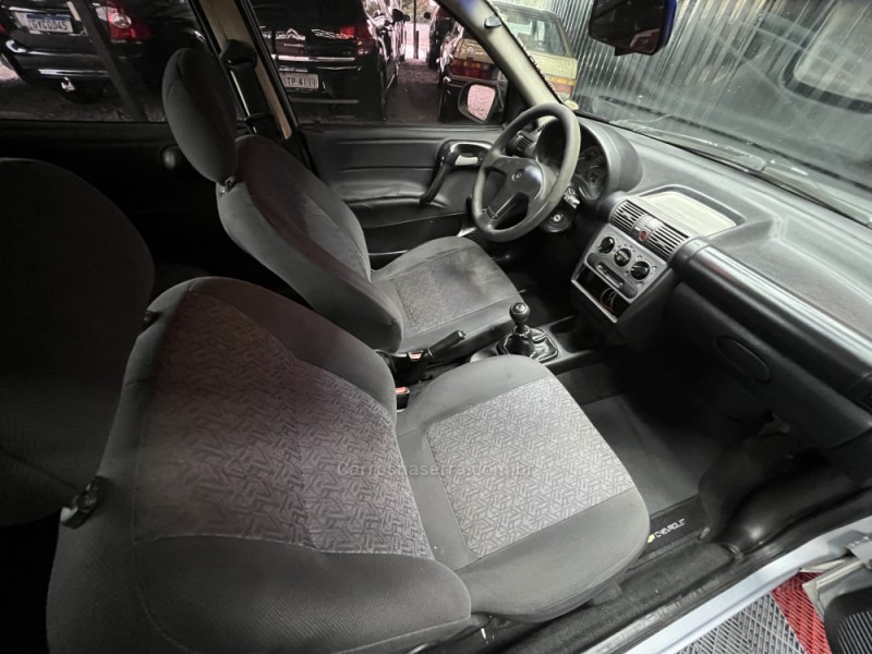 CLASSIC 1.0 MPFI LIFE 8V GASOLINA 4P MANUAL - 2006 - CAXIAS DO SUL